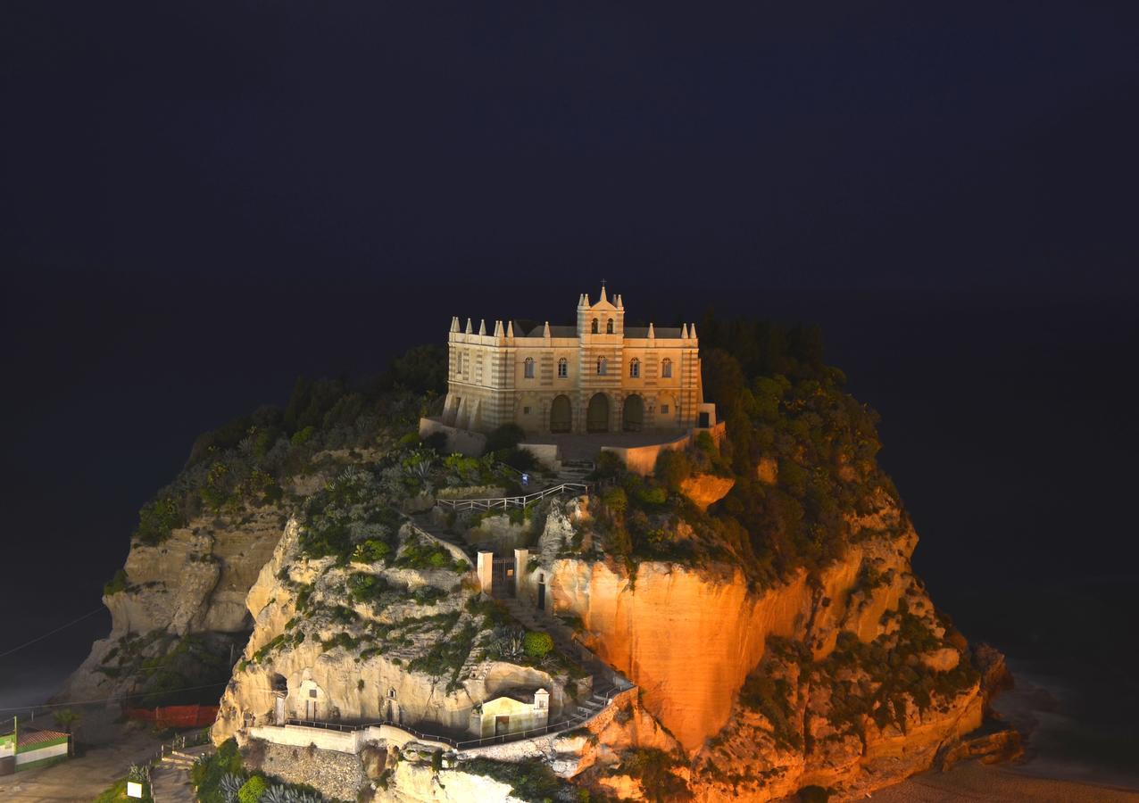 B&B Sunlight Tropea Exterior photo